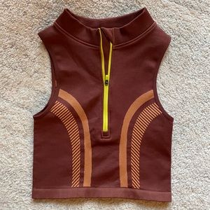 Fabletics workout tank (S) only worn once • matching shorts in other listing